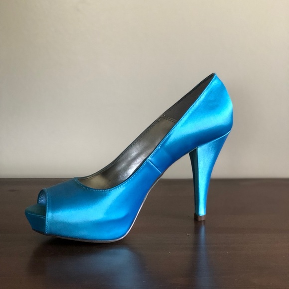 Silk, Aqua Blue, Formal Heels - Picture 4 of 6